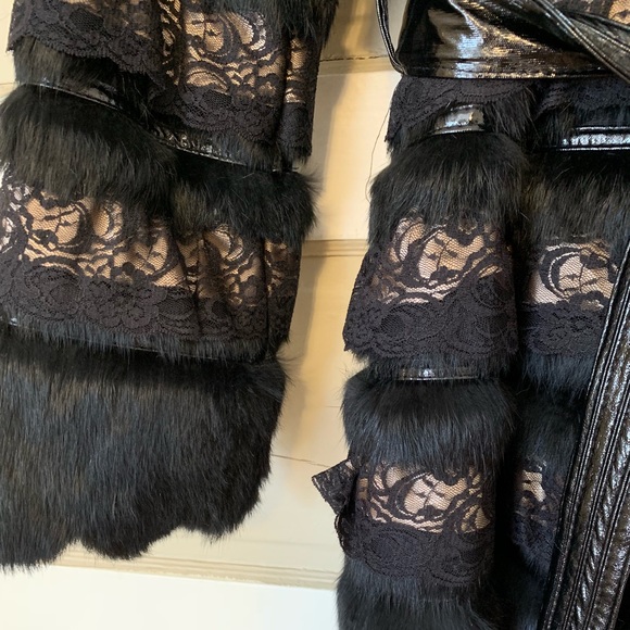 HP Dana Stein full length rabbit fur and lace coat - Picture 2 of 6